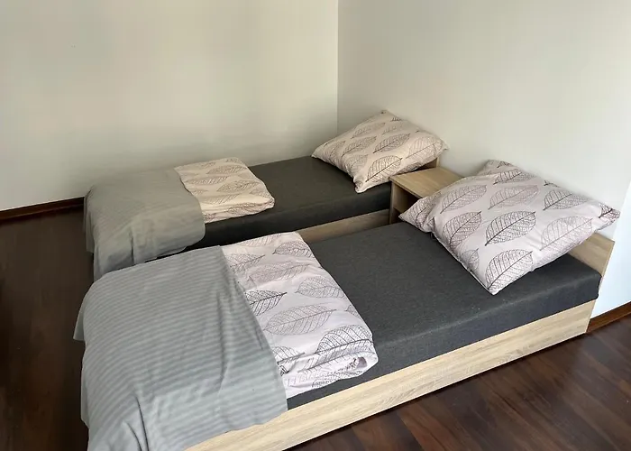Tylna 8 Apartments